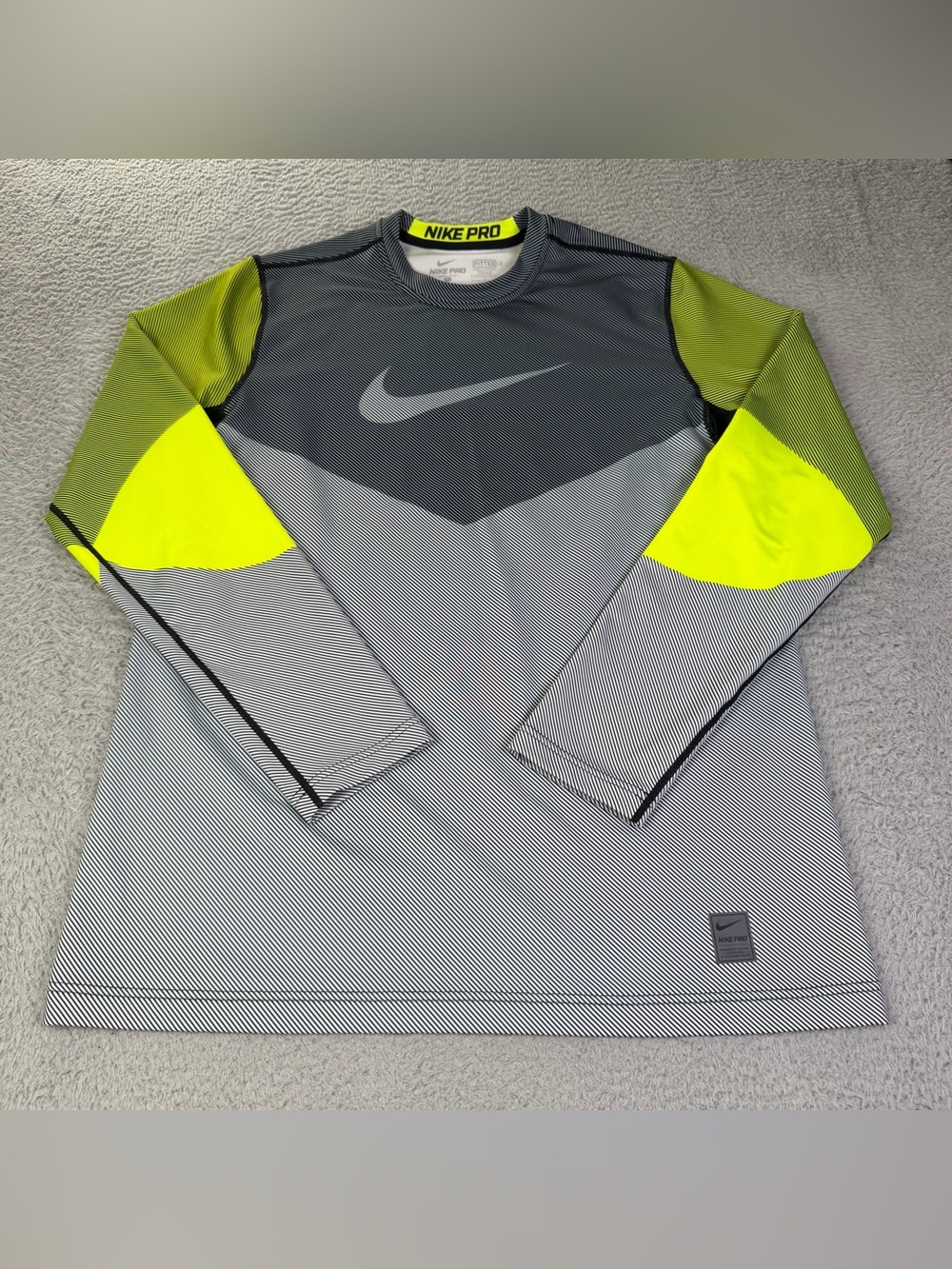 Nike Pro HyperWarm Dri Fit Shirt Mens Large Gray Neon Long Sleeve Athletic Logo - Picture 2 of 10